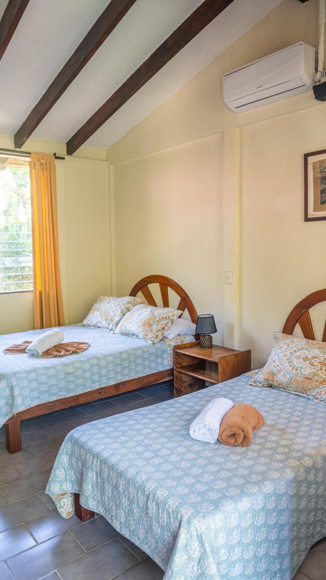 Diuwak Hotel Dominical Kültér fotó