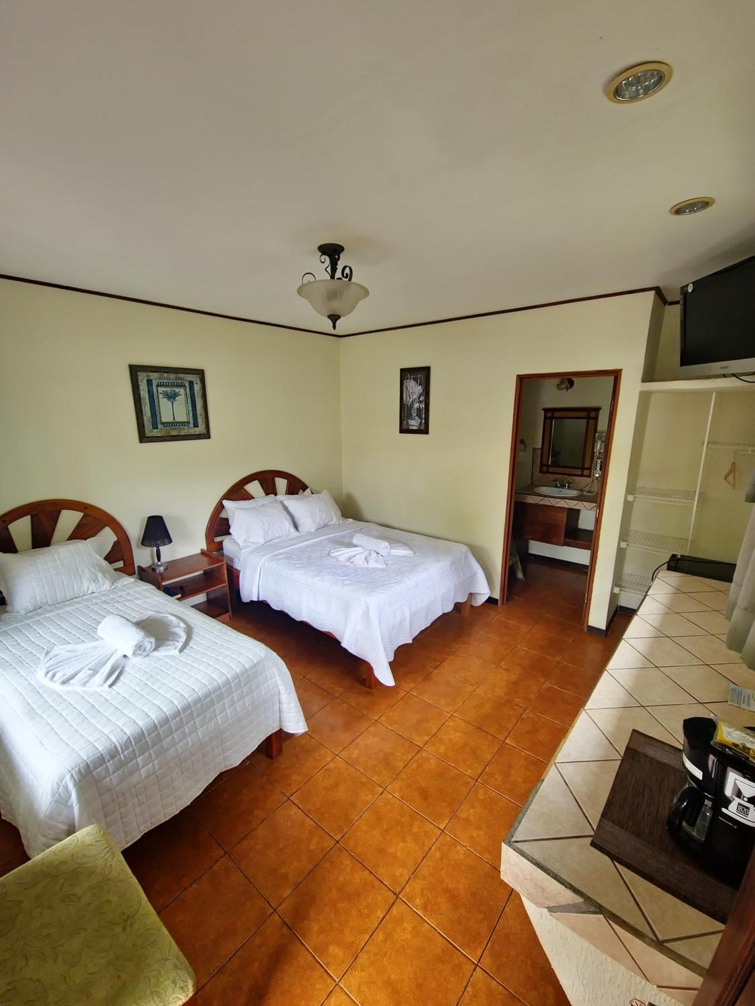 Diuwak Hotel Dominical Kültér fotó