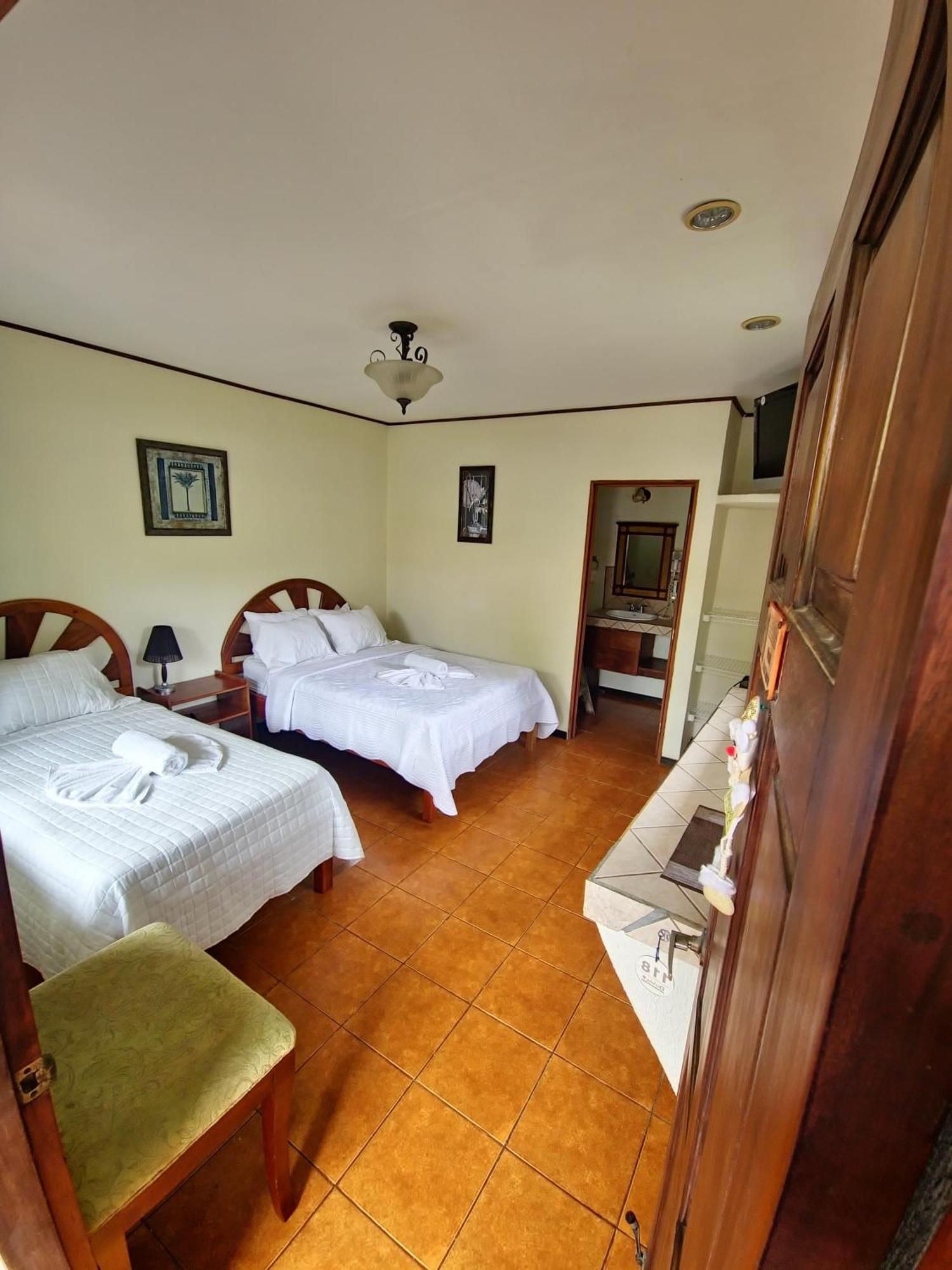 Diuwak Hotel Dominical Kültér fotó